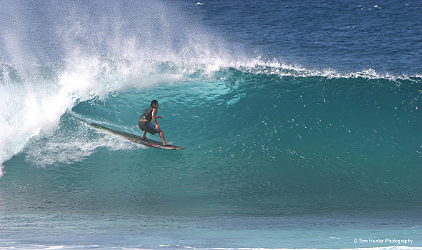 Surfing Pipeline